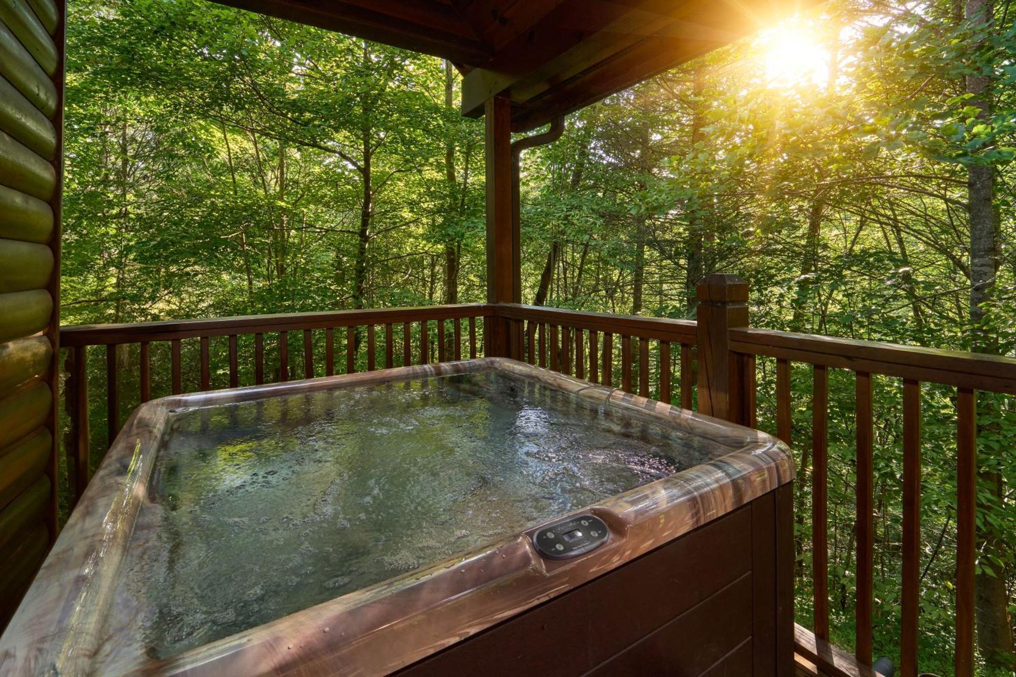 Firefly Lodge Holiday Home 蓋特林堡 外观 照片